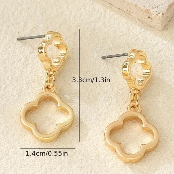 Clover Style Dangle Earrings/Yellow Gold Color - Picture 5 of 6